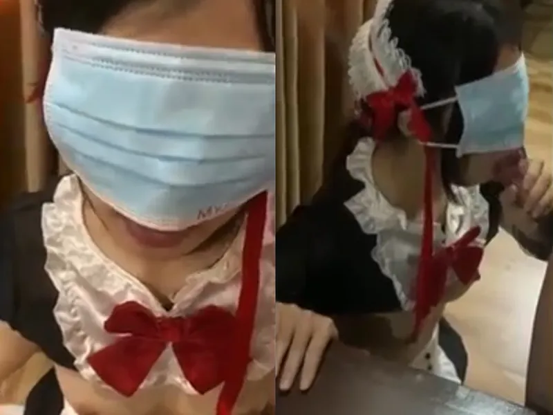 Cô bạn gái việt dâm cosplay nô lệ mút bú con cây hàng điêu luyện